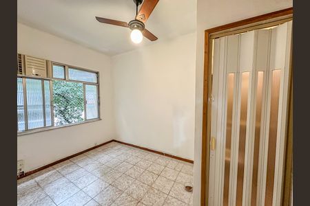 Suíte de apartamento à venda com 2 quartos, 62m² em Catete, Rio de Janeiro