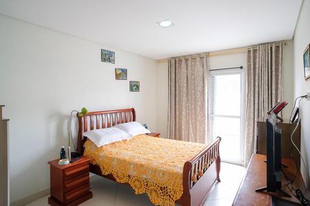 Casa à venda com 249m², 3 quartos e 3 vagasSuíte 1