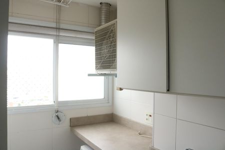 Apartamento à venda com 65m², 2 quartos e 1 vagaÁrea de Serviço