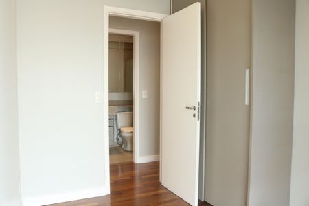 Apartamento à venda com 65m², 2 quartos e 1 vagaQuarto