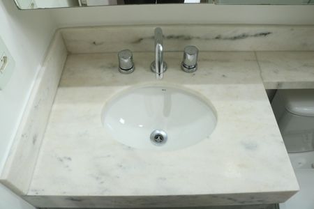 Apartamento à venda com 65m², 2 quartos e 1 vagaBanheiro da Suíte