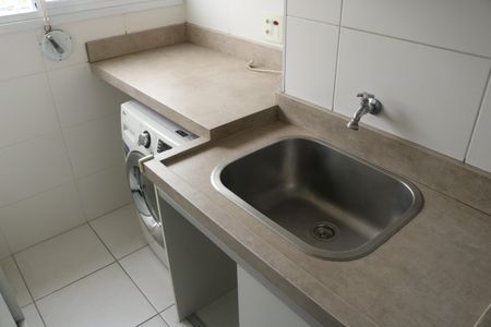 Apartamento à venda com 65m², 2 quartos e 1 vagaÁrea de Serviço