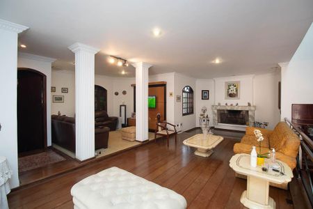 Sala  de casa para alugar com 4 quartos, 610m² em Tremembé, São Paulo