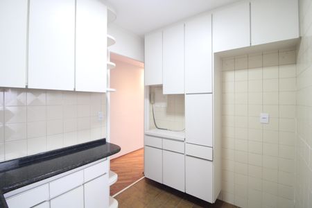 Apartamento à venda com 56m², 2 quartos e 1 vagaCozinha