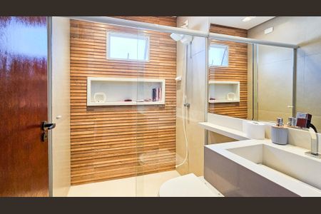 Casa à venda com 185m², 3 quartos e 2 vagas Casa à venda com 185m², 3 quartos e 2 vagasBanheiro