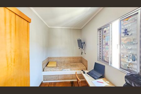 Casa à venda com 185m², 3 quartos e 2 vagas Casa à venda com 185m², 3 quartos e 2 vagasQuarto 1