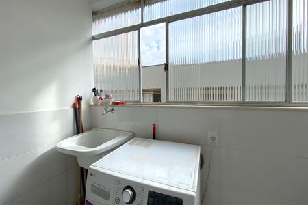 Apartamento à venda com 165m², 3 quartos e 1 vagaÁrea de Serviço