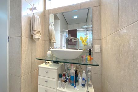 Apartamento à venda com 165m², 3 quartos e 1 vagaBanheiro da Suíte