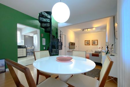 Apartamento à venda com 165m², 3 quartos e 1 vagaSala de jantar