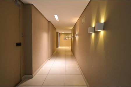 Apartamento à venda com 57m², 2 quartos e 2 vagas Apartamento à venda com 57m², 2 quartos e 2 vagasHall de Entrada