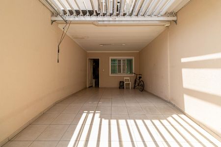 Casa à venda com 90m², 3 quartos e 2 vagas Casa à venda com 90m², 3 quartos e 2 vagasGaragem