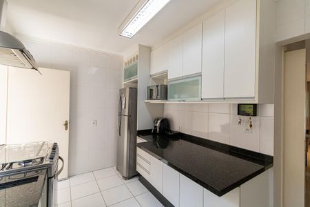 Casa à venda com 90m², 3 quartos e 2 vagas Casa à venda com 90m², 3 quartos e 2 vagasCozinha
