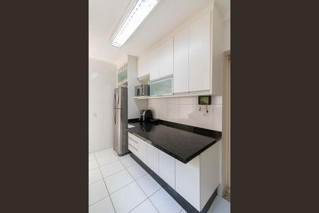 Casa à venda com 90m², 3 quartos e 2 vagas Casa à venda com 90m², 3 quartos e 2 vagasCozinha