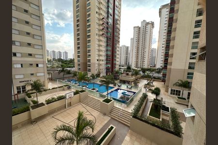 Apartamento para alugar com 100m², 3 quartos e 2 vagas Apartamento para alugar com 100m², 3 quartos e 2 vagasVista da Varanda - Semi Suíte 2