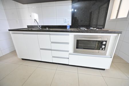 Apartamento para alugar com 100m², 3 quartos e 2 vagas Apartamento para alugar com 100m², 3 quartos e 2 vagasCozinha