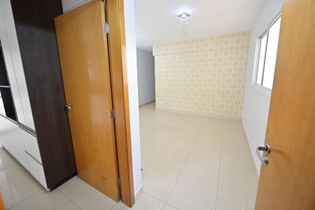 Sala de apartamento para alugar com 3 quartos, 100m² em Residencial Eldorado, Goiânia