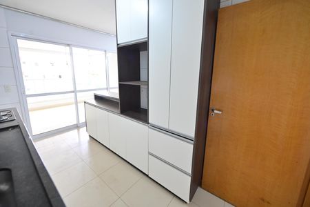 Apartamento para alugar com 100m², 3 quartos e 2 vagas Apartamento para alugar com 100m², 3 quartos e 2 vagasCozinha