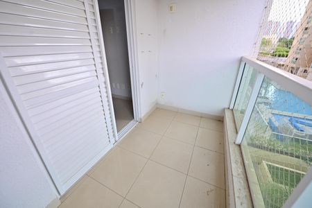 Apartamento para alugar com 100m², 3 quartos e 2 vagas Apartamento para alugar com 100m², 3 quartos e 2 vagasVaranda - Semi Suíte 2