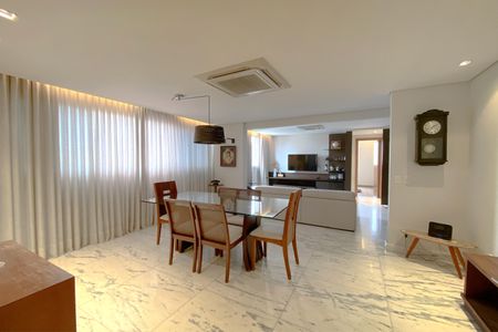 Sala de apartamento para alugar com 1 quarto, 80m² em Lourdes, Belo Horizonte