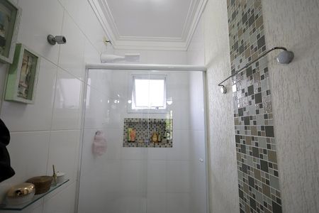 Apartamento à venda com 85m², 3 quartos e 2 vagas Apartamento à venda com 85m², 3 quartos e 2 vagasBanheiro Suíte