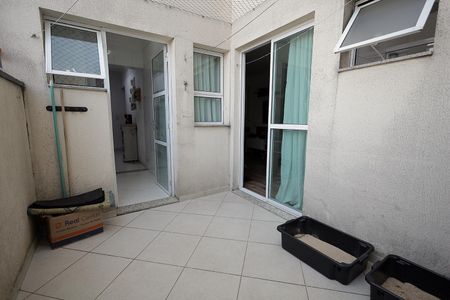 Apartamento à venda com 85m², 3 quartos e 2 vagas Apartamento à venda com 85m², 3 quartos e 2 vagasQuintal