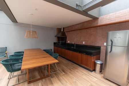 Apartamento à venda com 84m², 2 quartos e 2 vagas Apartamento à venda com 84m², 2 quartos e 2 vagasChurrasqueira