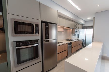 Apartamento à venda com 84m², 2 quartos e 2 vagas Apartamento à venda com 84m², 2 quartos e 2 vagasCozinha