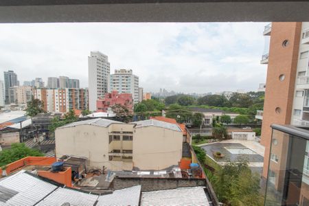 Apartamento à venda com 84m², 2 quartos e 2 vagas Apartamento à venda com 84m², 2 quartos e 2 vagasVista da suíte 2