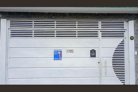 Casa à venda com 125m², 4 quartos e 1 vagaFachada - Placa