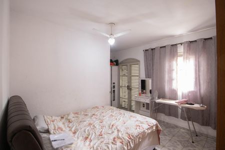 Casa à venda com 125m², 4 quartos e 1 vagaSuíte - Casa 2