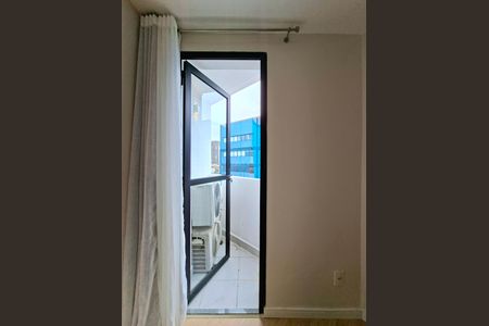 Varanda Quarto de apartamento à venda com 1 quarto, 43m² em Vila Nova Conceição, São Paulo