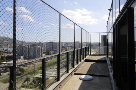 Apartamento à venda com 128m², 2 quartos e 2 vagasSacada Cozinha