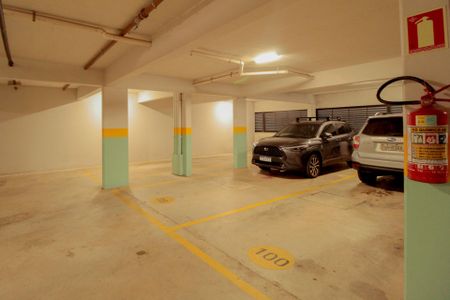 Apartamento à venda com 128m², 2 quartos e 2 vagas Apartamento à venda com 128m², 2 quartos e 2 vagasGaragem