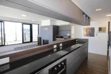 Apartamento à venda com 128m², 2 quartos e 2 vagasCozinha