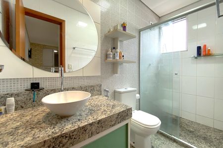 Apartamento à venda com 49m², 1 quarto e 2 vagasBanheiro