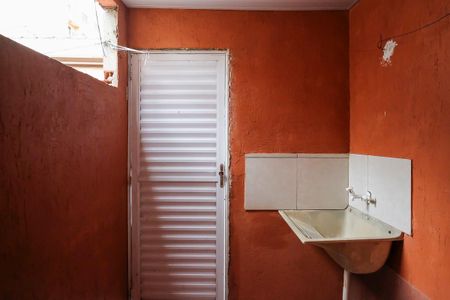 Casa para alugar com 40m², 1 quarto e sem vagaÁrea de serviço