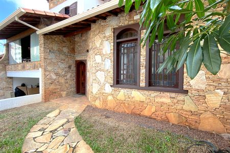 Casa à venda com 495m², 4 quartos e 3 vagasJardim