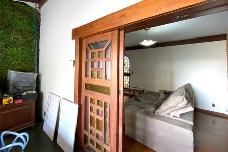 Casa à venda com 495m², 4 quartos e 3 vagasVaranda da Sala de Estar