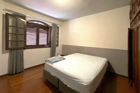 Casa à venda com 495m², 4 quartos e 3 vagasSuite 1