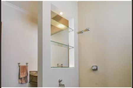 Casa à venda com 4 quartos, 635m² em Jardim Marajoara, São Paulo