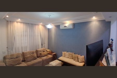 Casa à venda com 3 quartos, 250m² em Jardim Santa Cruz (Campo Grande), São Paulo