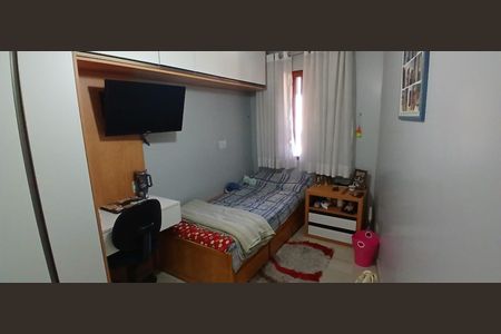Casa à venda com 3 quartos, 250m² em Jardim Santa Cruz (Campo Grande), São Paulo