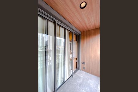 Varanda de kitnet/studio para alugar com 1 quarto, 25m² em Vila Regente Feijó, São Paulo