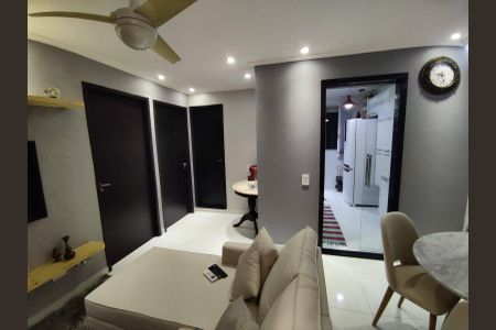 Apartamento à venda com 2 quartos, 42m² em Estácio, Rio de Janeiro