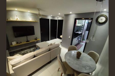 Apartamento à venda com 2 quartos, 42m² em Estácio, Rio de Janeiro