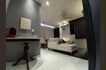 Apartamento à venda com 2 quartos, 42m² em Estácio, Rio de Janeiro