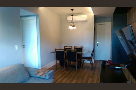 Apartamento à venda com 2 quartos, 68m² em Itaipu, Niterói