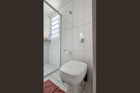 Apartamento à venda com 80m², 3 quartos e 1 vaga Apartamento à venda com 80m², 3 quartos e 1 vagaBanheiro