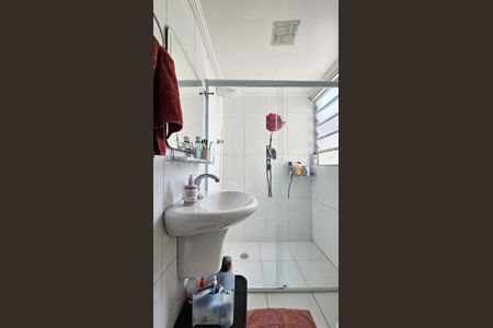 Apartamento à venda com 80m², 3 quartos e 1 vaga Apartamento à venda com 80m², 3 quartos e 1 vagaBanheiro