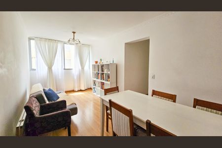 Apartamento à venda com 80m², 3 quartos e 1 vaga Apartamento à venda com 80m², 3 quartos e 1 vagaSala